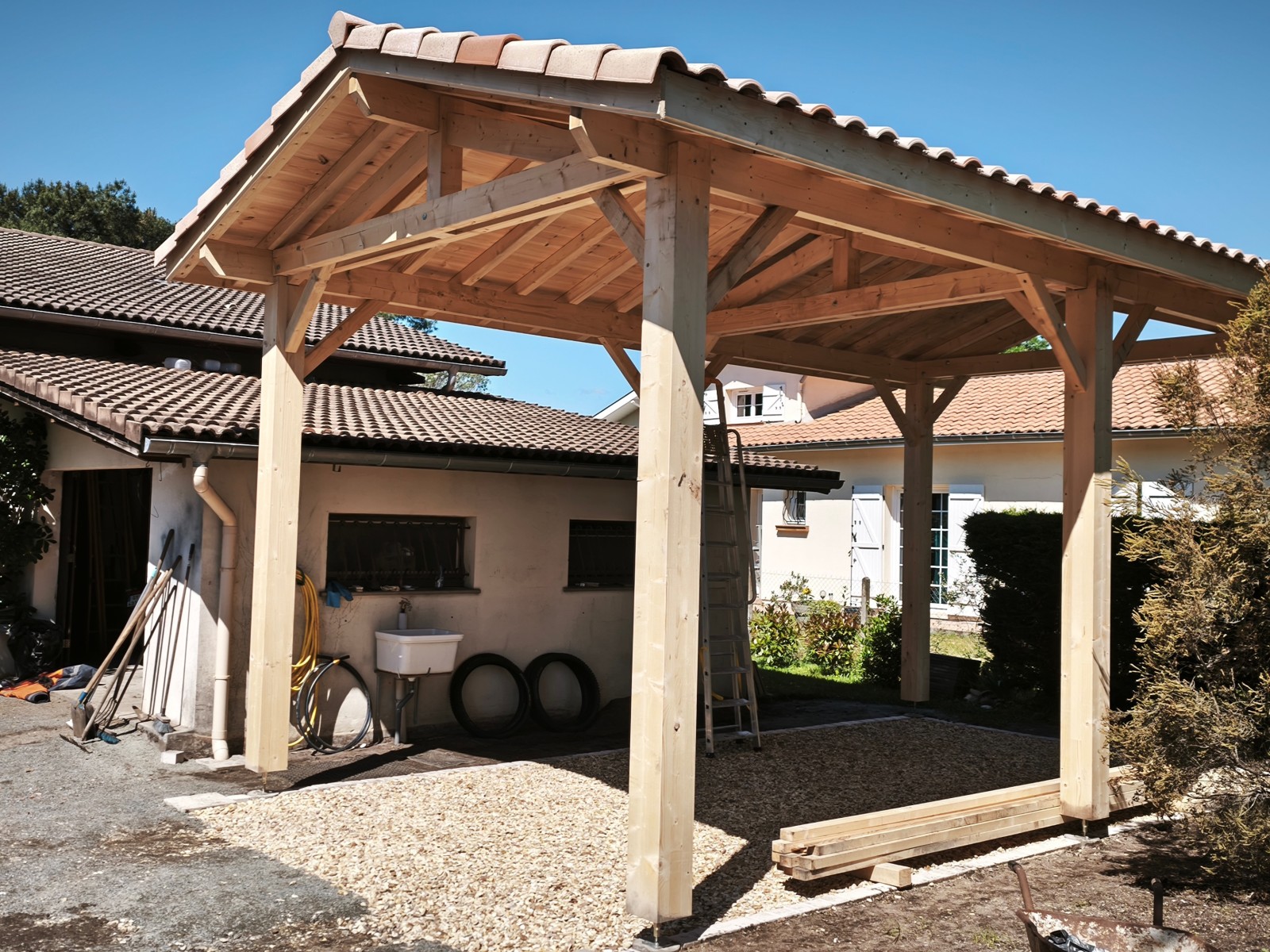 Construction abri de jardin sur mesure en bois Mérignac