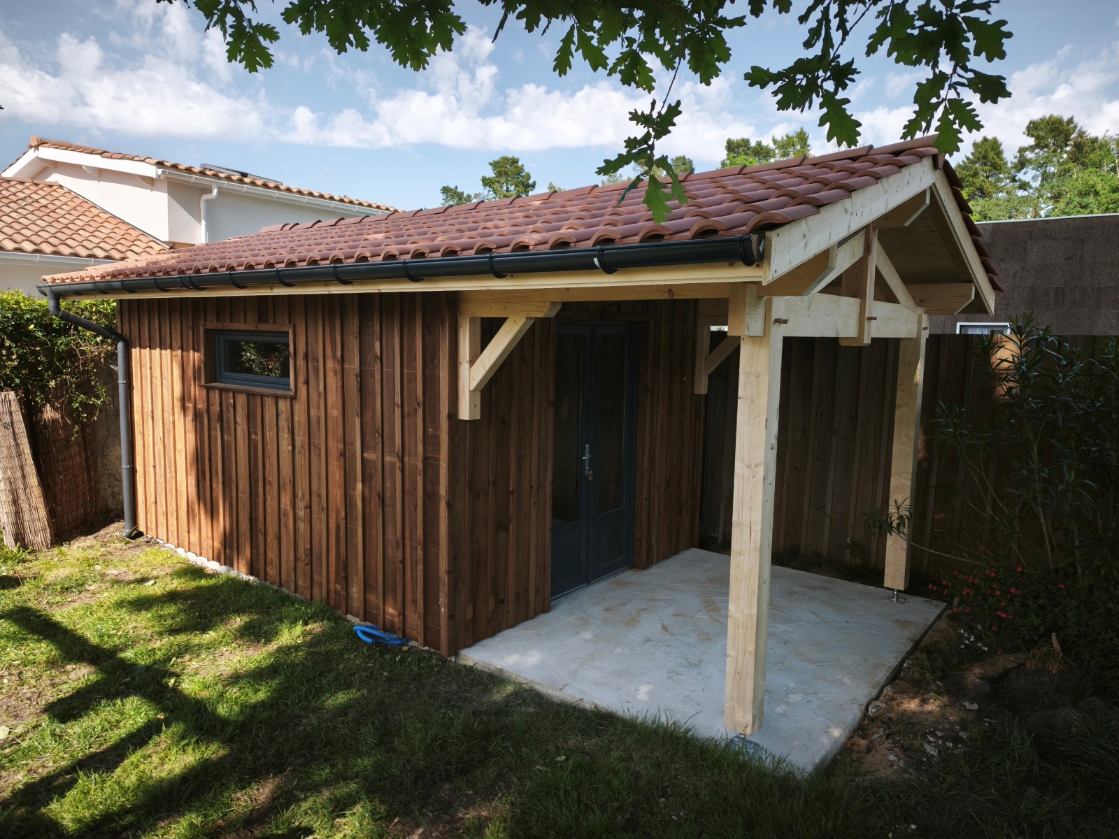 Installation de terrasse en PVC ou en béton Mérignac