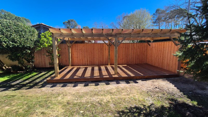 structure pergola bois poteaux pin classe 4 : LSMenuiserie