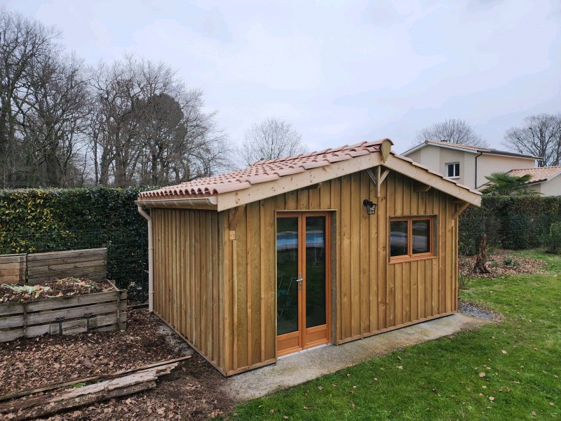 Construction d'un abri de jardin en bois à Leognan proche de Bordeaux