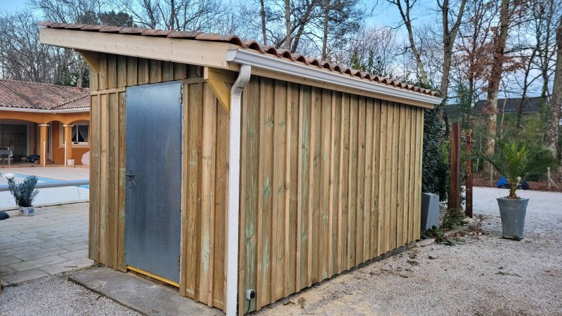 fabrication d'un pool house en bois sur mesure à saint jean d'illac