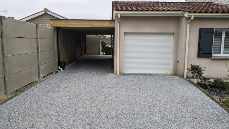 installation d'un abri voiture carport à Pompignac proche de Bordeaux en Gironde