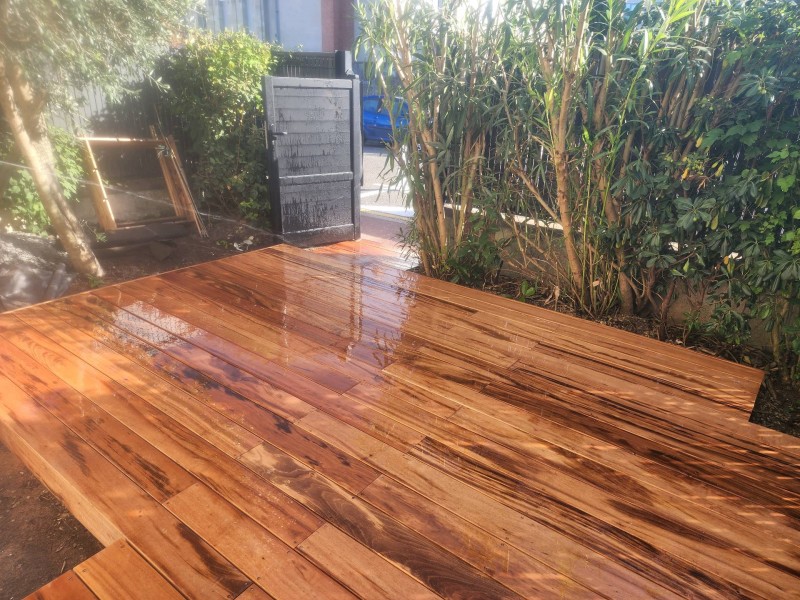 terrasse exotique bois muiracatiara a Bordeaux en gironde