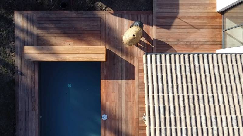 installation coffre volet roulant de piscine en bois
